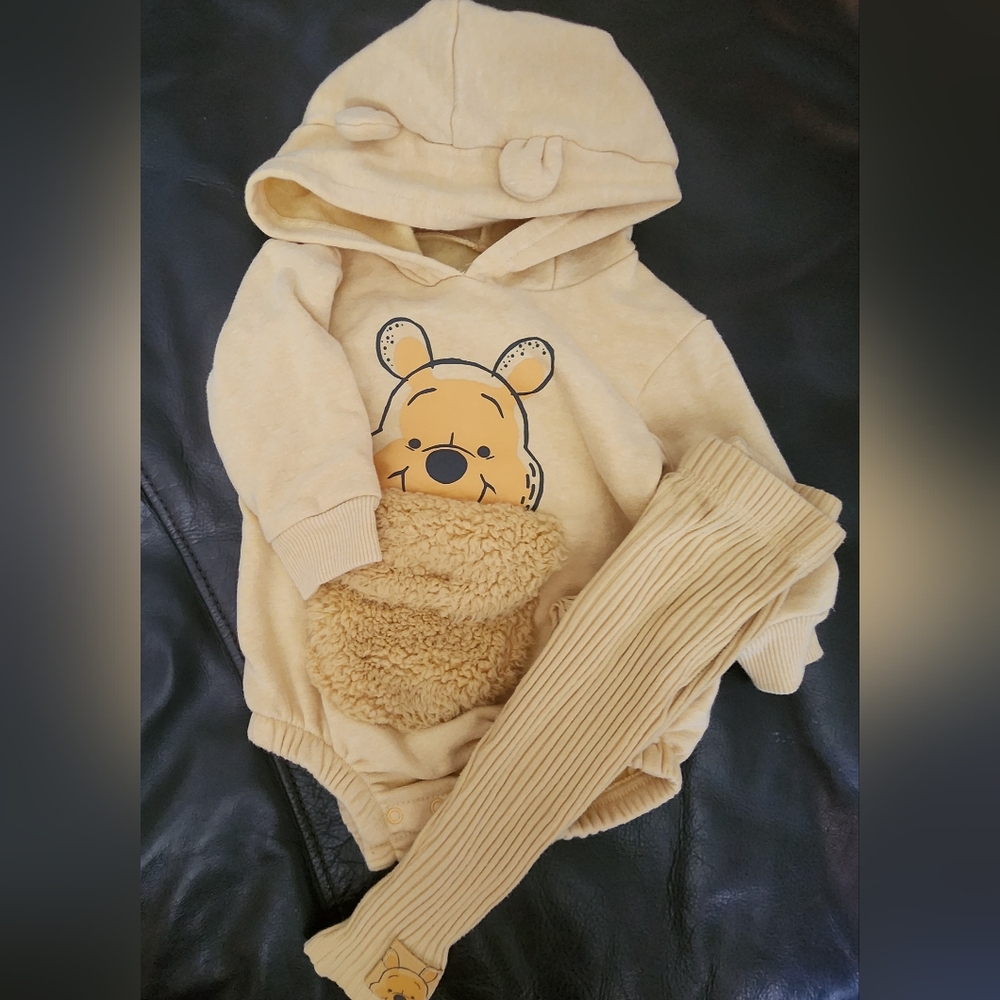 Disney baby 6-9 mo, winnie the pooh hooded sweater with ears and matching tights